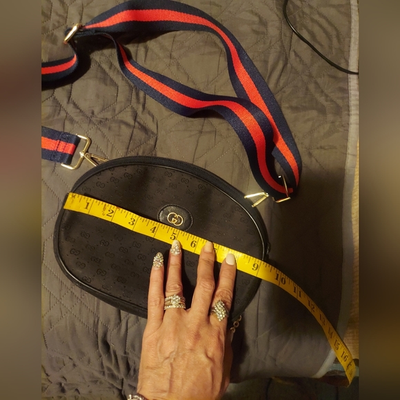 AUTHENTIC VINTAGE GUCCI BLACK MICRO GG 5 WAY ZIP CROSSBODY HANDBAG - Picture 4 of 8
